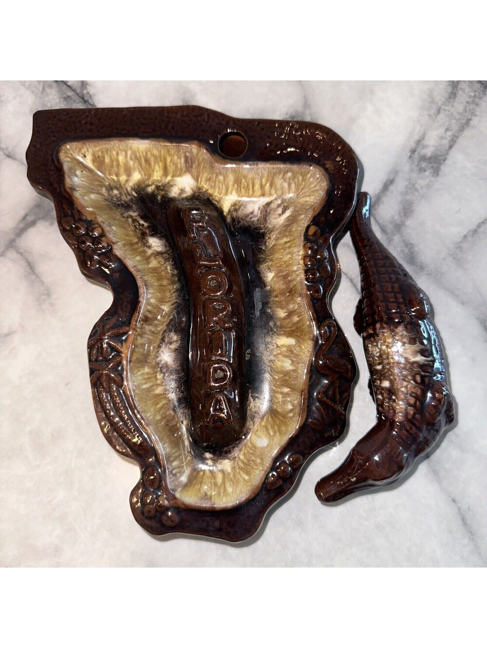 Alligator ASHTRAY ODD VINTAGE Florida Crocodile Swamp Tray Trinket Dish